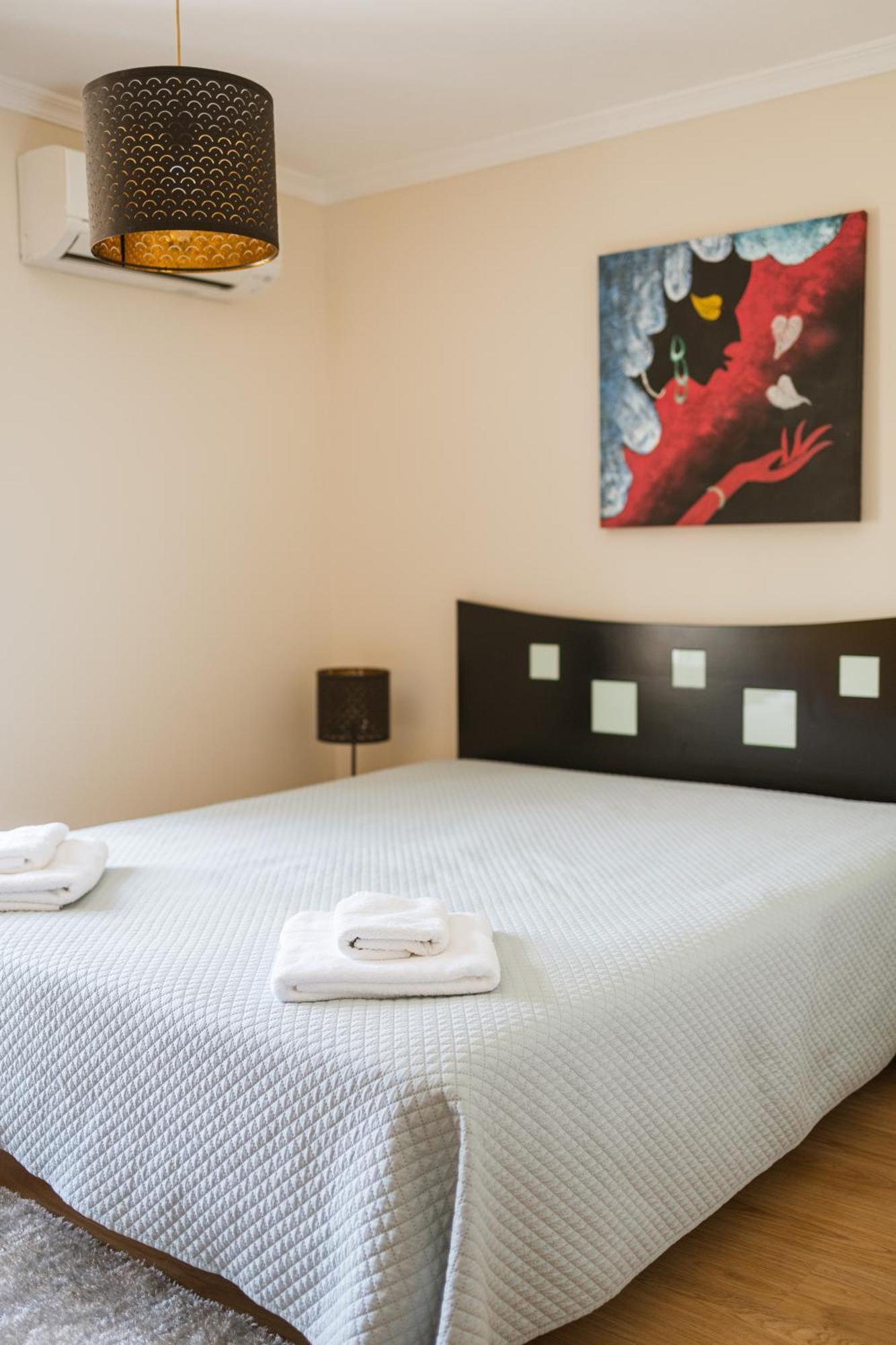 Olhares Do Douro Guest House Torre De Moncorvo Bagian luar foto