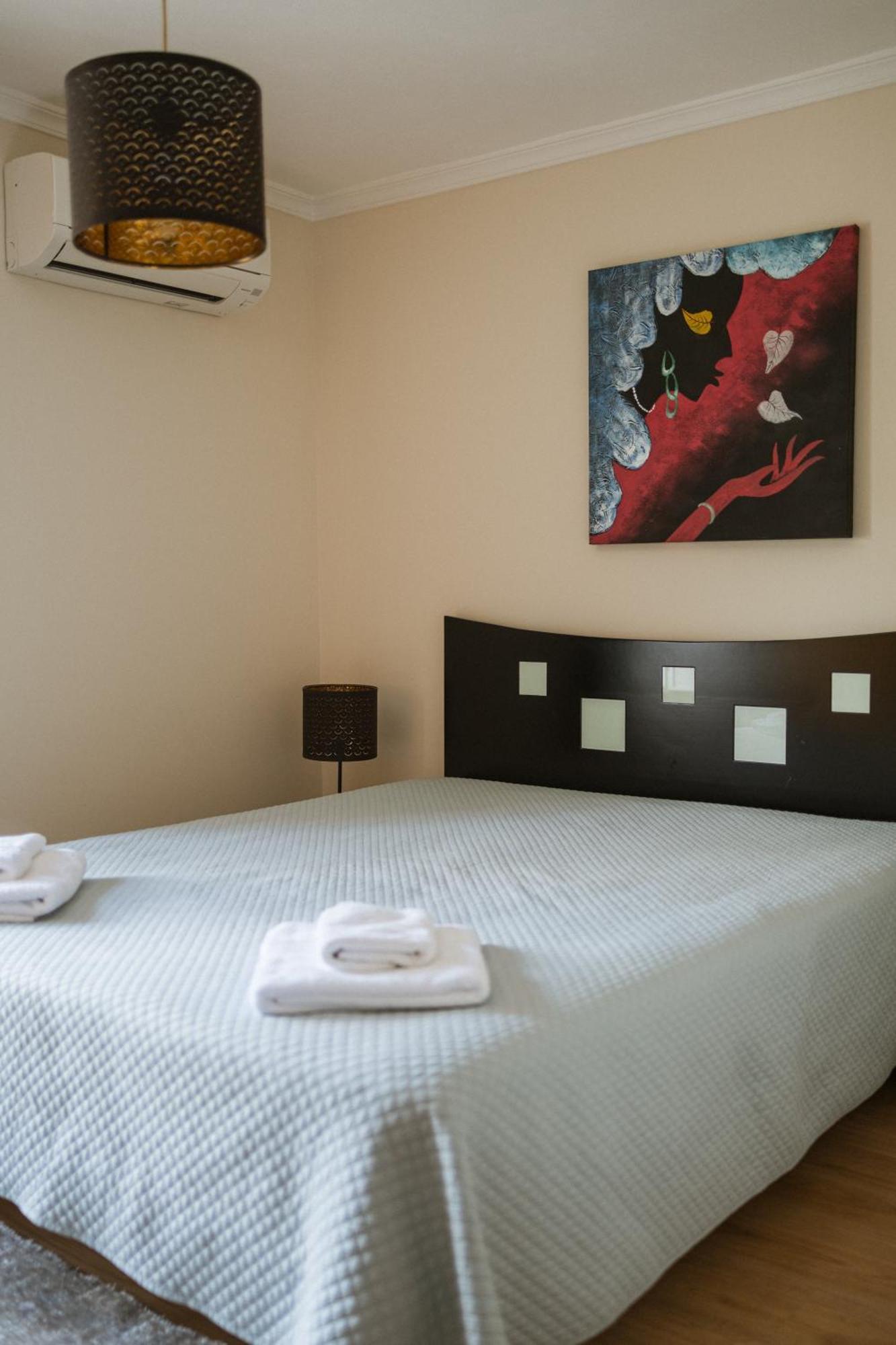 Olhares Do Douro Guest House Torre De Moncorvo Bagian luar foto